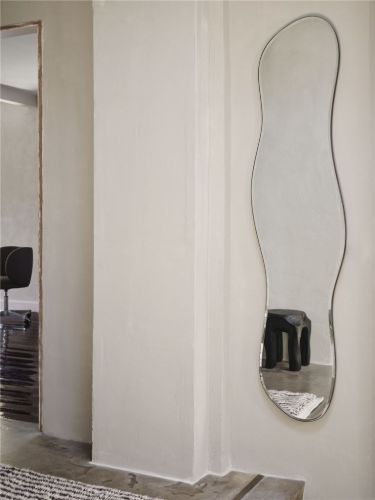 Ferm Living Pond Mirror - Full Size - Dark Chrome