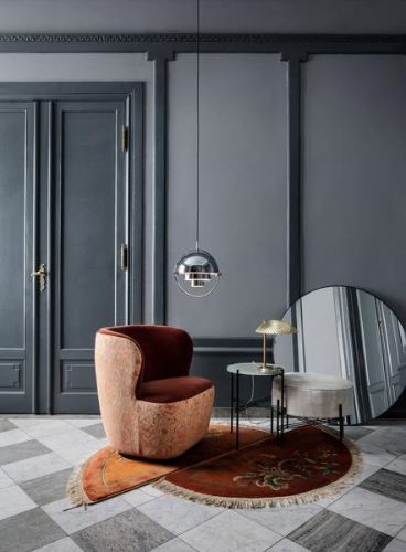GUBI Wall Mirror Ø:110 cm - Black Brass