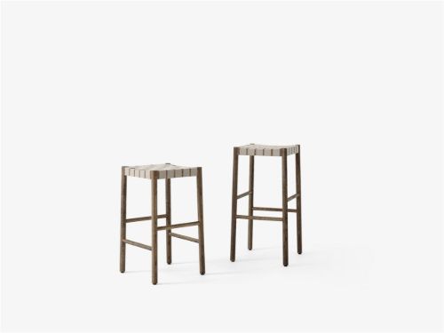 &Tradition TK7 Betty Chair Barstol H: 66 cm - Smoked Oak/Natural Webbing