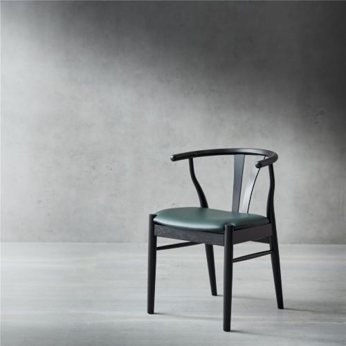 Findahl by Hammel FREJA Spisebordsstol SH: 46 cm - Sortlakeret Eg/Grøn Sydney Læder