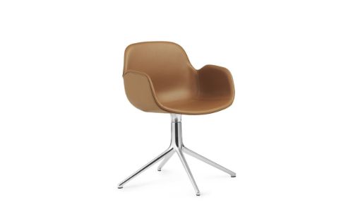 Normann Copenhagen Form Drejestol m. armlæn SH: 44cm - Brandy Læder/Aluminium