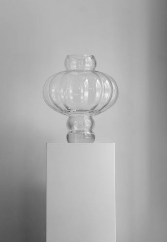 Louise Roe Balloon Vase #02 H: 20 cm - Clear
